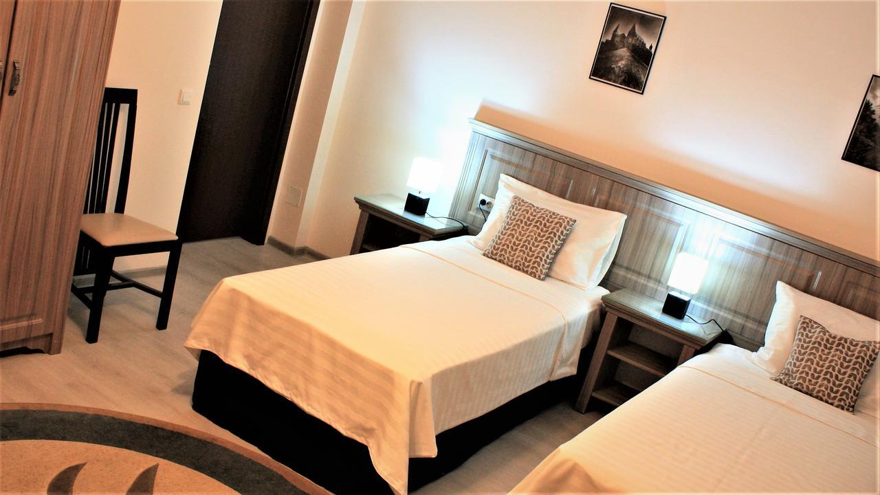Silva House Hotel Deva Eksteriør billede
